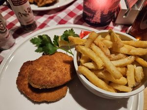 Vegan schnitzel at Paulaner's an der Schlachte in Bremen