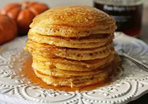 vegan pancakes at Garuda in Riga