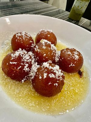 Gulab Jamun  at Sodhi Pizza Hub in Setubal