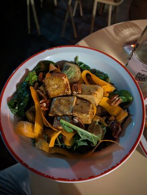 Ensalada con tofu at Rebelion in Buenos Aires