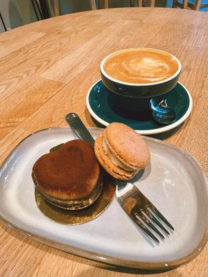 vanilla macaroon, and a raw tiramisu style cake at LO Café in Vilnius