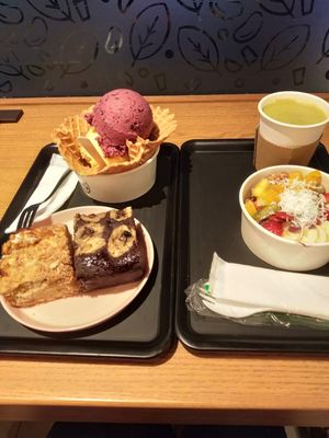  at Down to Plant - Roppongi Hills   in Tokyo