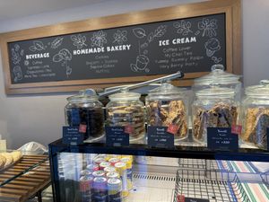 Vegan treats   at Down to Plant - Roppongi Hills   in Tokyo