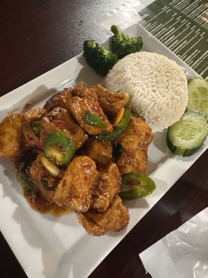 Orange tofu  #Veganuary at Thanh Luong Vegetarian in Minnetonka