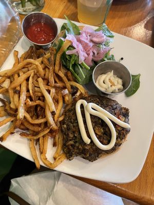 Those fries were 12/10 🔥 the burger was good, definitely fell apart but that doesn’t bother me with a homemade patty!   at The Refectory Cafe in Durham