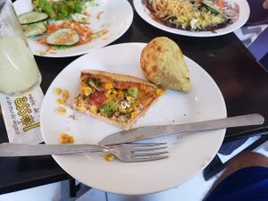 Coxinha e pizza , preço a parte. at Semente de Girassol in Curitiba