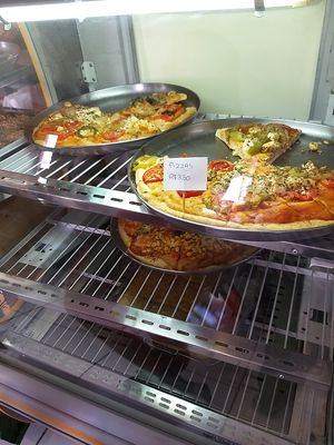 Pizzas at Semente de Girassol in Curitiba