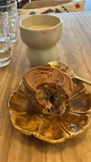  at Helen's Book in Paris