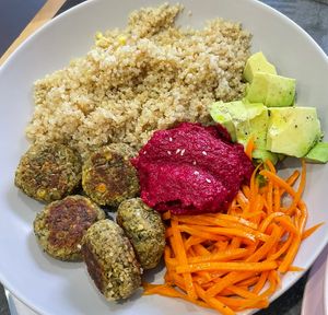 Quinoa Bowl w falafel   at Verde Ser in Cundinamarca