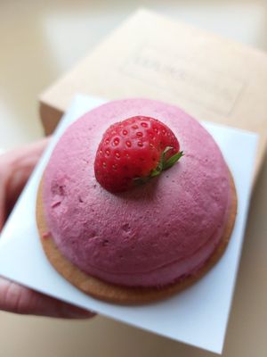  at Luuks Brood & Patisserie in Middelburg