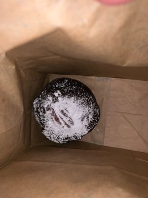 Vegan muffin for the road at Beach Muffin in Zushi