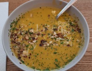 Soupe lentilles corail at Planty Kitchen in Clermont-ferrand