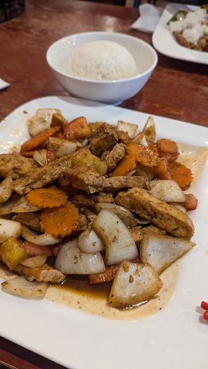 Stir fry pineapple with tofu at Pho Viet Royal in Bethlehem
