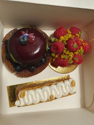 Blueberry cake, raspberry cake, coconut-espresso cake at Pepite in Brussels
