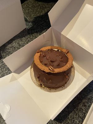 Bûche 2 (32€)  at Pepite in Brussels