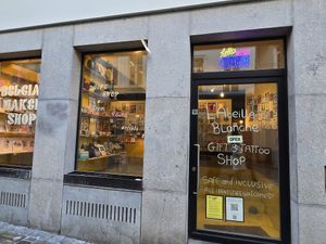 Entrance - not accessible at L'Abeille Blanche in Brussels