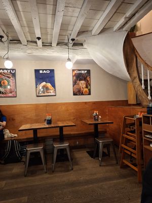 Interior at Umamido - Honest Ramen in Brussels