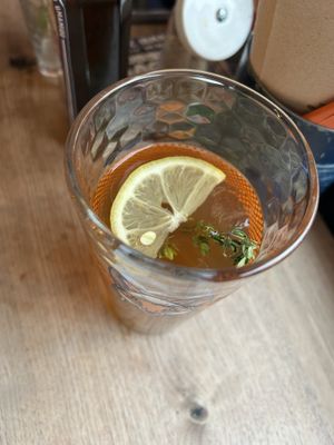 ICED HOJICHA TEA #Veganuary at Umamido - Honest Ramen in Brussels