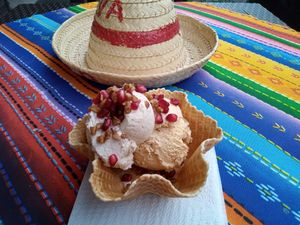 Nogada y Cageta at La Michoacana es Vegana in Mexico City