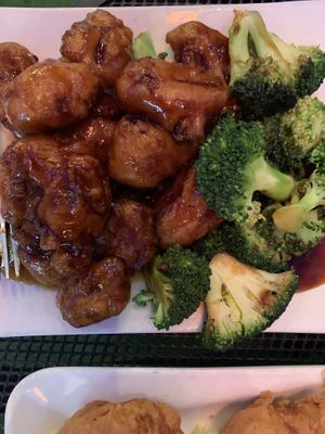 General tsao at The Original Buddha Bodai - Kosher Vegetarian Restaurant in New York City