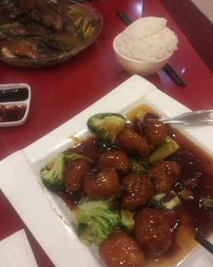 general tsos and black pepper portabella at The Original Buddha Bodai - Kosher Vegetarian Restaurant in New York City