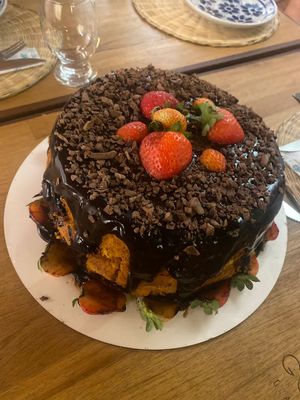 O bolo vegano que eu e minha mana fizemos at Restaurante Alecrim Gonzalez in Irece