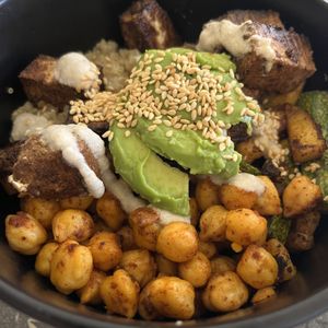 Este bowl de proteína 10/10  at Neek'kafé in Mexico City