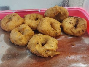 Vadai at Arputha Vilas Veg Restaurant in Central Singapore
