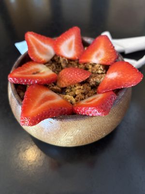 CARIOCA
Acai bowl with strawberries and homemade walnut granola  at Projeto Acai - SZR  in Dubai