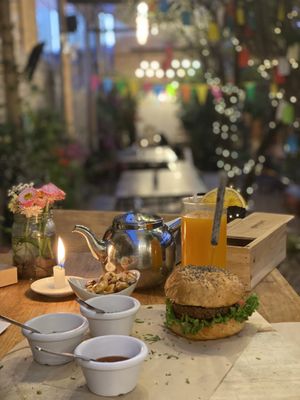 quinoa burger at Green Point in Cusco