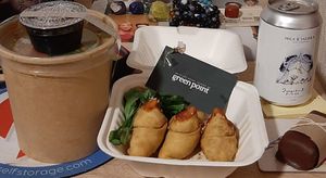 Samosas, Ramen, kombucha and for dessert Snickers at Green Point in Cusco