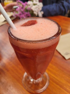 strawberry juice at Green Point in Cusco