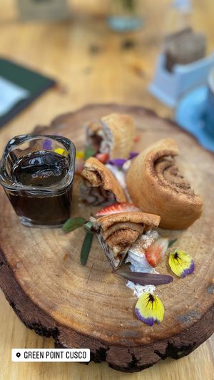 Cinnamon roll🤤  at Green Point in Cusco