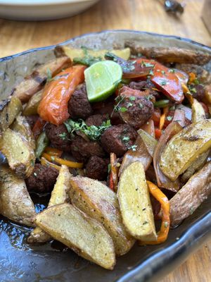 Lomo saltado   at Green Point in Cusco