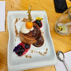 Cinnamon roll at Green Point in Cusco