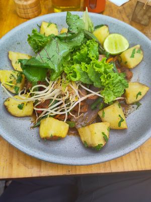 Vegan saltado at Green Point in Cusco