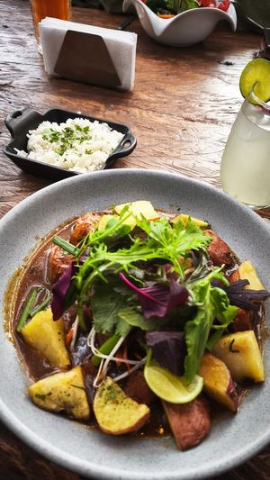 Lomo vegano at Green Point in Cusco