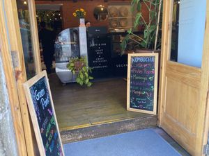 Entrance to takeout at Green Point in Cusco