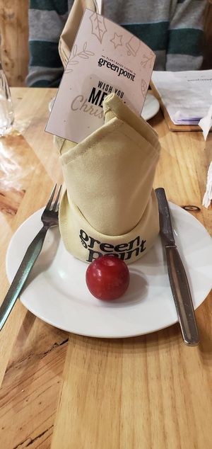 Table setting for Christmas eve at Green Point in Cusco