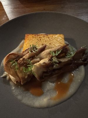 
WITH THE FLOW
RUTABAGA, ROSEHIP, ASPEN, OYSTER
MUSHROOM  at Sauvage  in Canmore