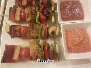 Seitan brochettes at Bindu in Igualada