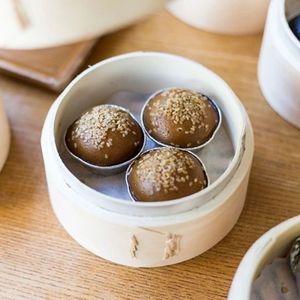steamed brown sugar cakes at Wang Tea House in Hualien
