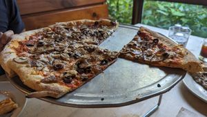 Vegan flatbread at Flatbread Company in North Conway