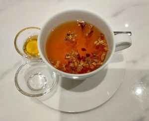 Baked Apple Rooibos 蘋果赤萁茶 (Non-caffeinated) at Lady M in Hong Kong Island