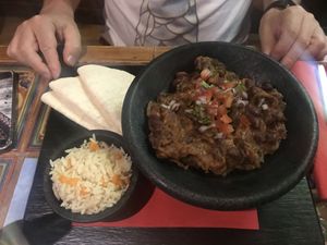 Chili de vegetais at Taco y Tequilla in Faro