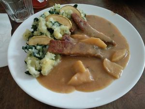 fake meat with apple sauce at Plevel in Prague