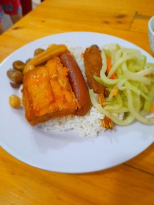 My excellent com chay at Chí Thiện in Ho Chi Minh City