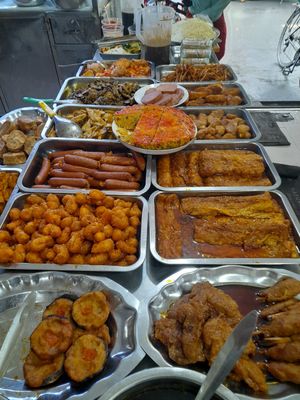 Com chay selection at Chí Thiện in Ho Chi Minh City