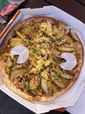 potato pizza  at Today's Flower Pizza  - 오늘꽃피자 in Daejeon