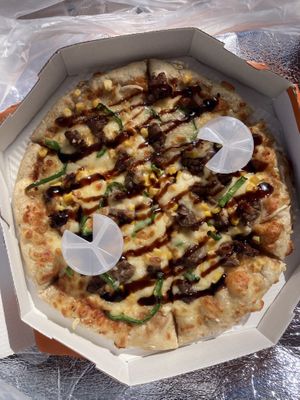 fake meat pizza  at Today's Flower Pizza  - 오늘꽃피자 in Daejeon